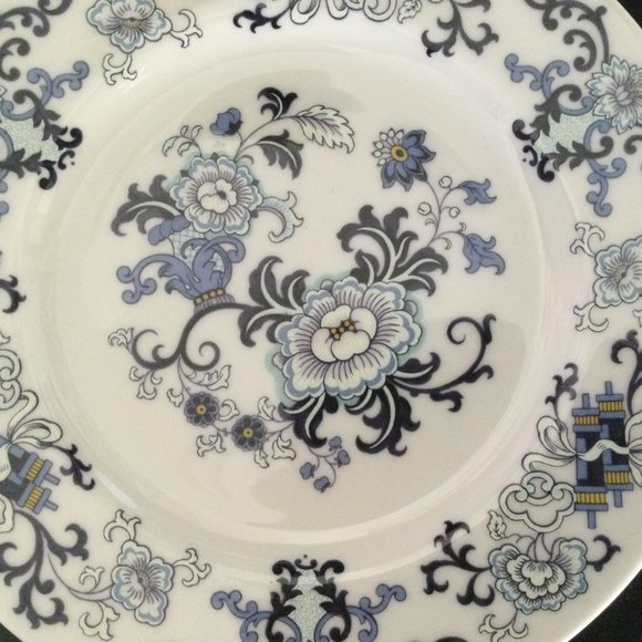 Vintage Royal Doulton Fine China Plate NANKIN 6.5" bread plate - Picture 3 of 5